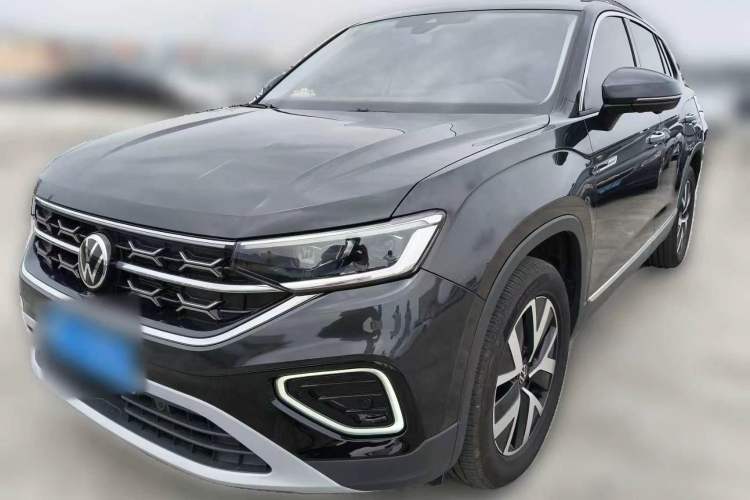 Used Volkswagen Tayron 2024 300TSI Two-Wheel-Drive Luxury Plus Advanced Version