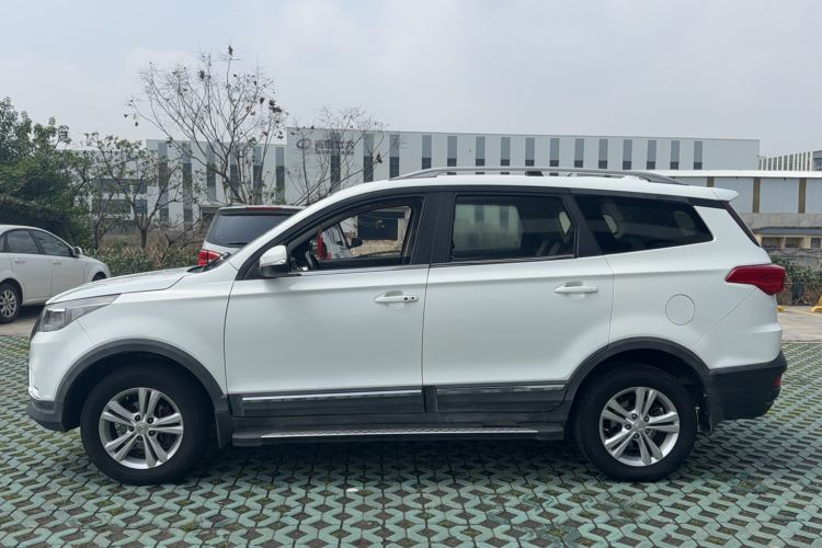 Used HYOSOW S3 2016 S3L 1.5L Manual Prestige Edition
