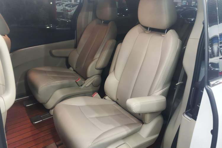 Used Buick GL8 2018 28T Luxury Model China VI Standard
