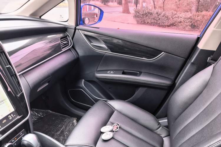 Used BYD Song MAX 2017 1.5T Automatic Smart Connect Elite 7-Seater
