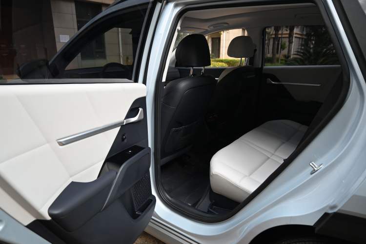 Used Hyundai ix35 2023 Musso 2.0L Flagship Edition TOP Interior 4