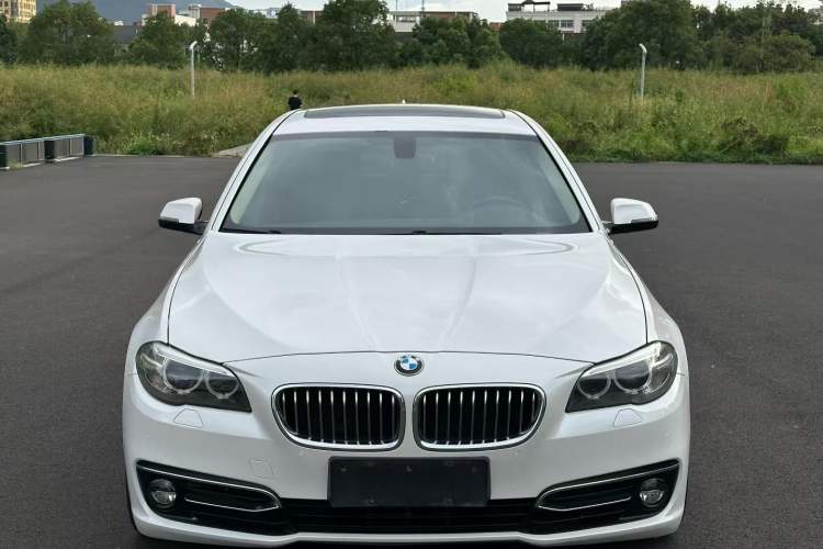 Used BMW 5 Series 2014 525Li Luxury Design Package