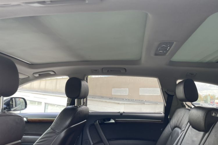 Used Audi Q7 2014 35 TFSI Sport Edition Interior 1