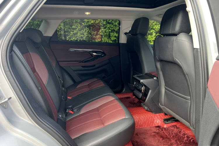 Used Land Rover Range Rover Evoque New Energy 2023 Aurora L P300e Plug-in Hybrid Electric Version