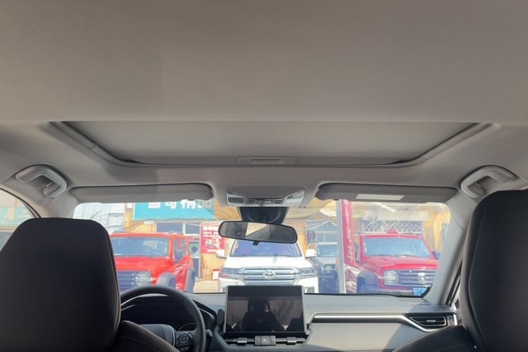 Used Toyota Wildlander 2022 Dual-Engine 2.5L E-CVT Two-Wheel Drive Luxury PLUS Edition
