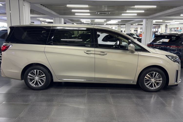 Used Buick GL8 2023 ES Lu Zun Deluxe Model Exterior 3