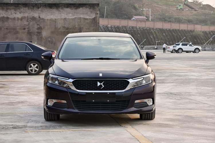 Used DS 5LS 2016 1.6T Style Edition THP160