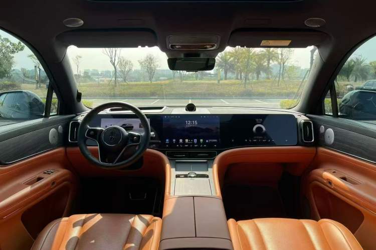 Used Hima AITO M9 2024 All-Electric Ultra Version 100 kWh 5-Seater Model Interior 5