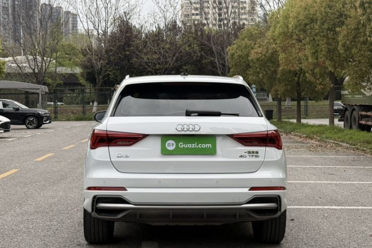 Used Audi Q3 2021 40 TFSI Fashion Dynamic Model