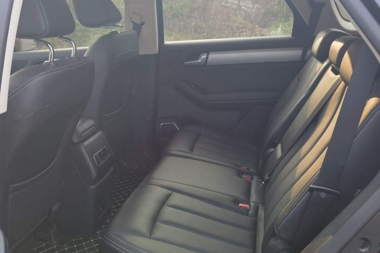 Used BYD Tang 2018 2.0T Automatic Smart Connect Prestige 7-Seater China V Standard