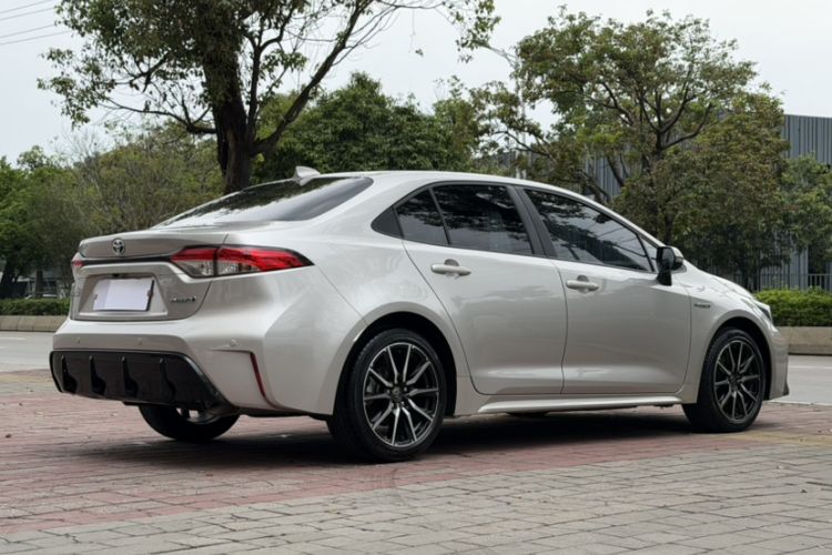 Used Toyota Levin 2023 Smart Electric Hybrid Dual-Engine 1.8L Sport Edition
