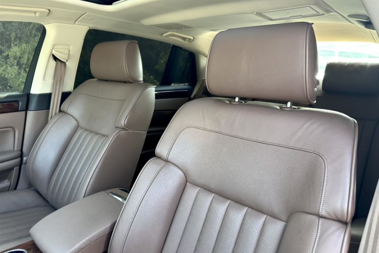 Used Volkswagen Phaeton 2015 3.0L Smart Edition
