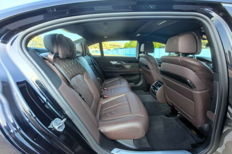 Used BMW 7 Series 2021 730Li M Sport Package
