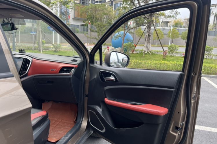 Used Brilliance V3 2017 1.5L Manual Smart Model
