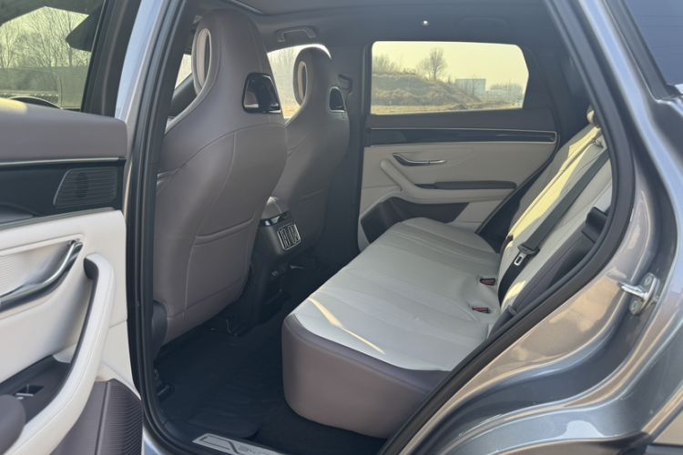 Used BYD Song PLUS New Energy 2025 EV Smart Drive Edition 605km Flagship Model
