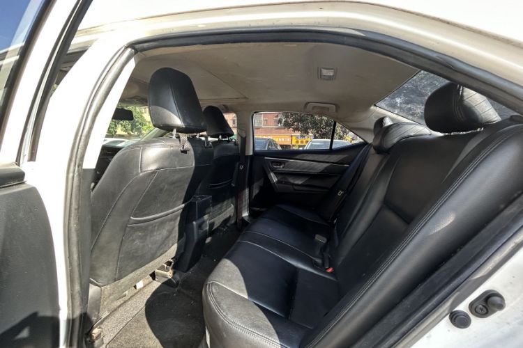 Used Toyota Corolla Hybrid E+ 2019 1.8L E-CVT Leading Edition Interior 2