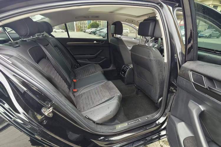 Used Volkswagen Magotan 2020 330TSI DSG Luxury Edition