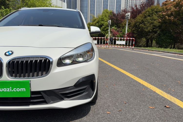 Used BMW 2 Series Gran Tourer 2019 220i Leading Model Left Front Headlight