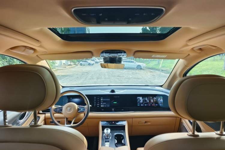 Used VOYAH Dream 2024 PHEV Extended-Range Premium Edition