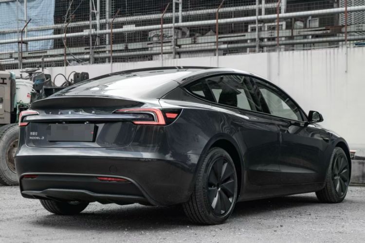 Used Tesla Model 3 2023 Rear-Wheel-Drive Version