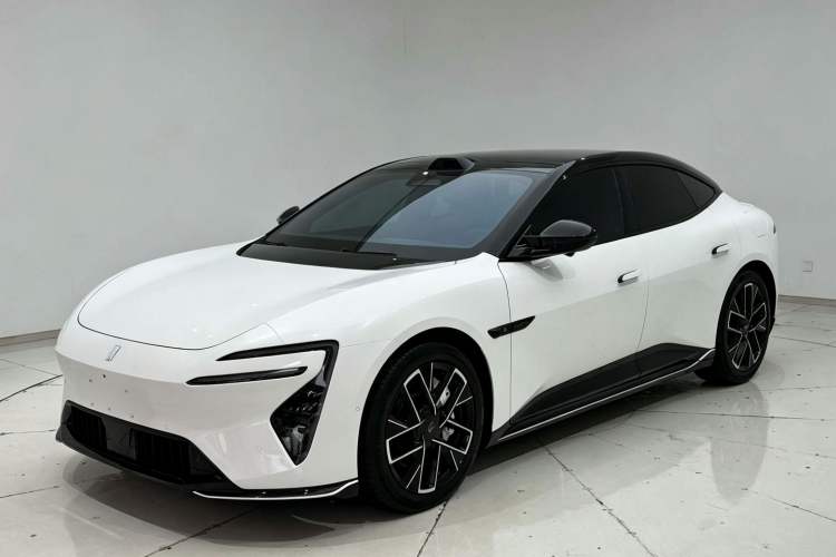 Used Avatr 06 2025 Ultra Pure Electric Edition