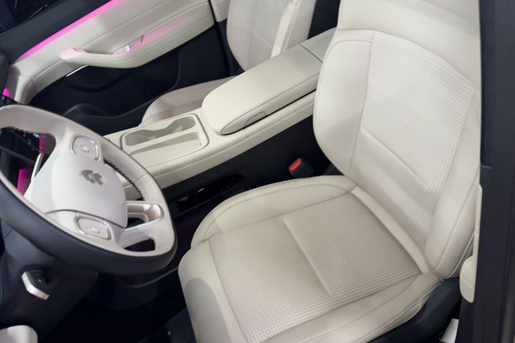 Used Nio ES6 2024 75 kWh
