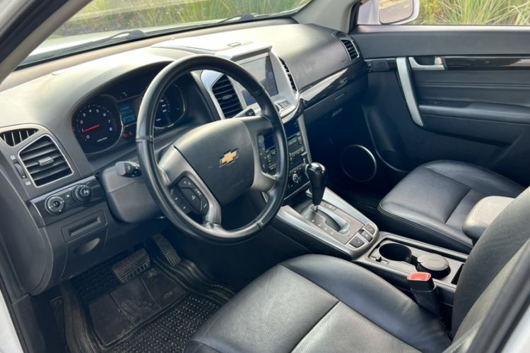 Used Chevrolet Captiva 2015 2.4L 4x4 Flagship Edition 7-Seater