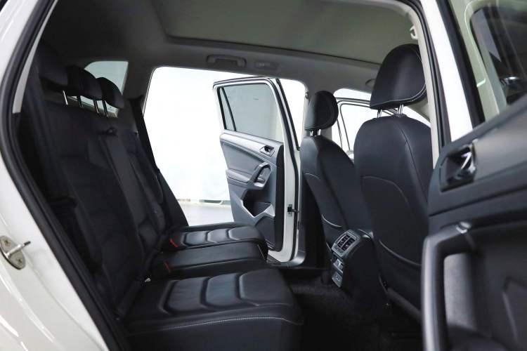 Used Volkswagen Tiguan L 2021 330TSI Automatic Two-Wheel Drive Smart Edition