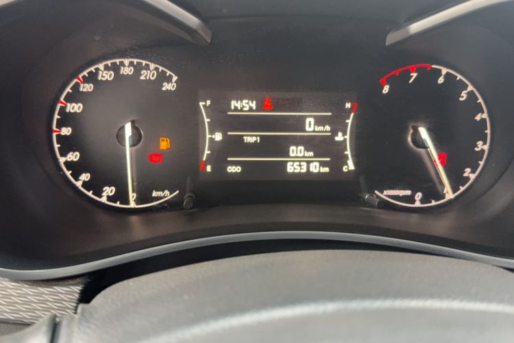 Used BAIC Senova D50 2018 1.5L Manual Luxury Intelligent Driving Version Odometer Close Up