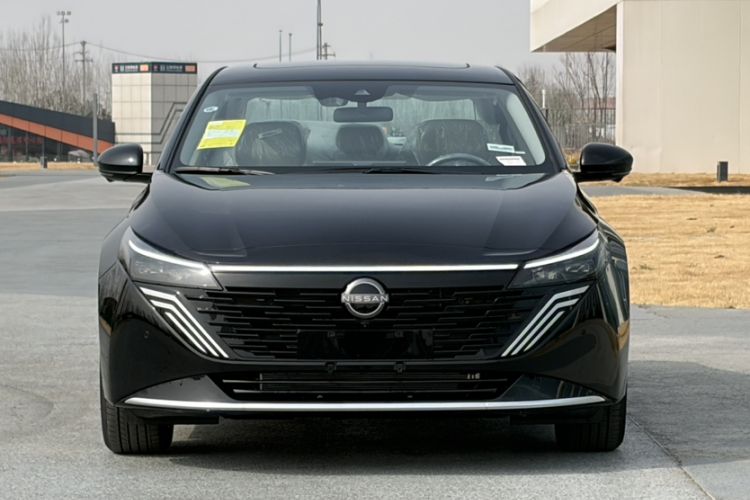 Used Nissan Teana 2026 Model Harmony Cockpit 2.0L Smart Ultra-Comfort Edition
