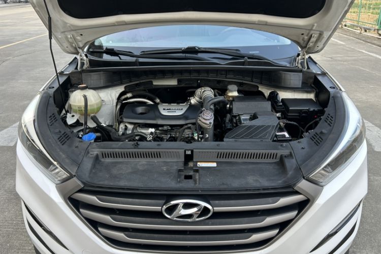 Used Hyundai Tucson 2018 1.6T Dual-Clutch Two-Wheel Drive 15th Anniversary Special Edition