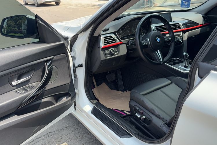 Used BMW 3 Series GT 2018 320i Sport Edition
