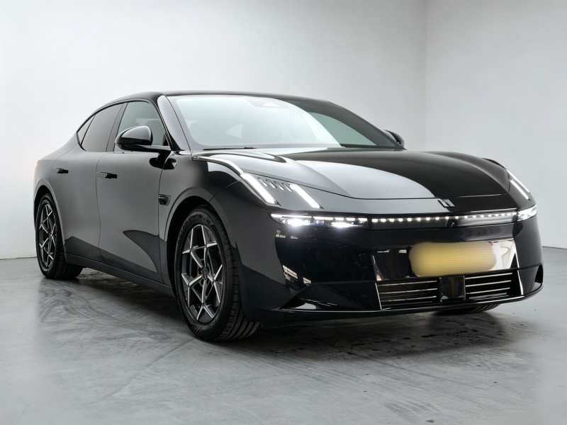 Used Lynk & Co Z10 2025 71 kWh 602 km Range Rear-Wheel Drive Pro — 29