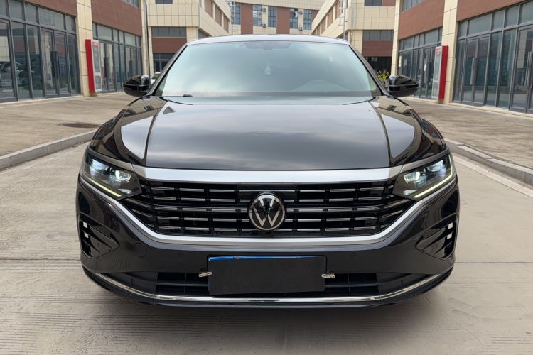 Used Volkswagen Passat 2023 Revised 330TSI Elite Edition Front