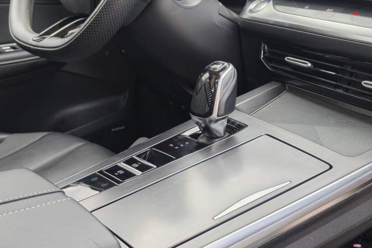 Used Roewe RX5 MAX 2022 1.5T Automatic Zhiwei Prestige Edition
