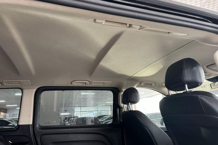 Used Mercedes-Benz Vito 2018 2.0T Business Version China V Emission Standard