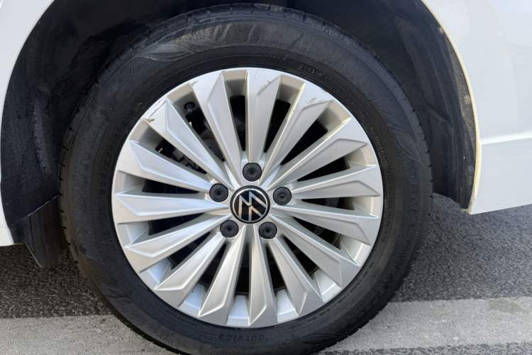 Used Volkswagen Lavida 2021 280TSI DSG Comfort Edition Exterior 9