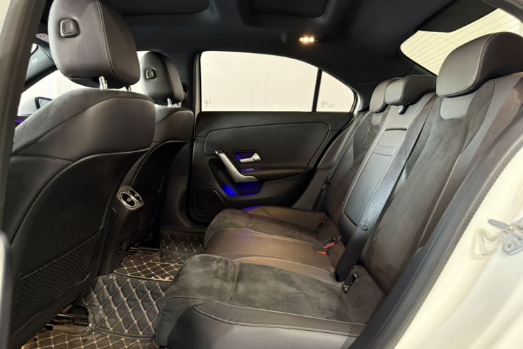 Used Mercedes-Benz A-Class 2022 Revised Version A 200 L Sport Sedan Fashionable Style
