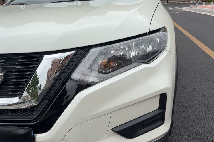 Used Nissan X-Trail 2023 Classic 2.0L Two-Wheel Drive Smart Connect & Comfort Edition