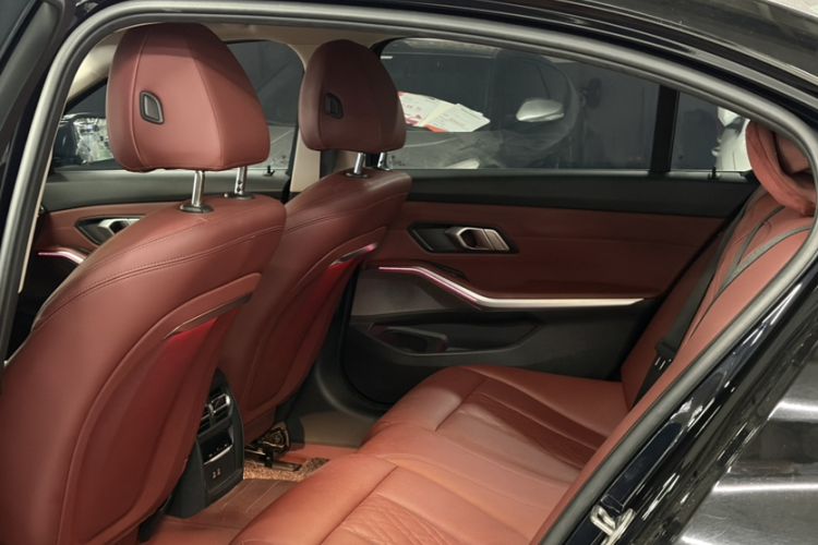 Used BMW i3 2022 eDrive 35 L
