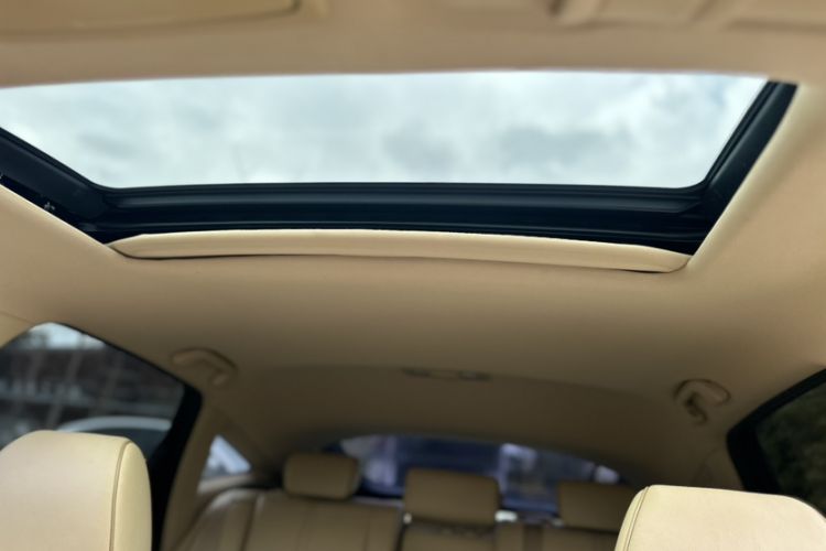 Used Honda Crosstour 2011 3.5L Prestige Edition
