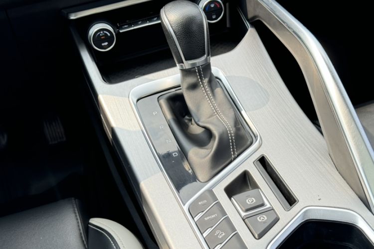 Used Geely Auto Coolray 2020 PRO 240T DCT Hunter
