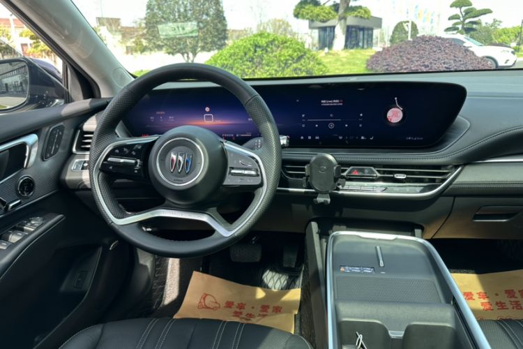 Used Buick LaCrosse 2023 Avia Edition Interior 9