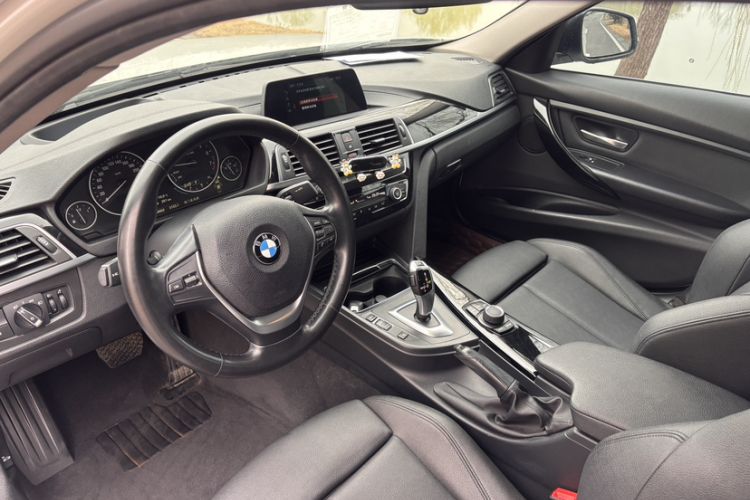 Used BMW 3 Series 2018 320Li Fashion Model
