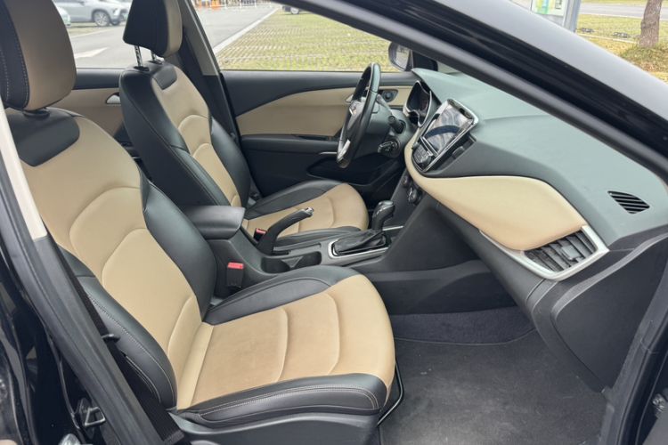 Used Chevrolet Monza 2020 320 Automatic Enjoyment Edition
