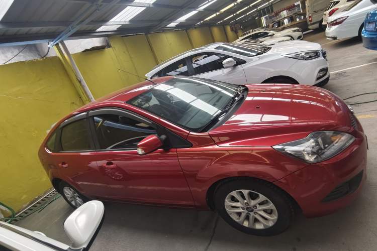 Used Ford Focus 2013 Hatchback Classic 1.8L Automatic Base Model