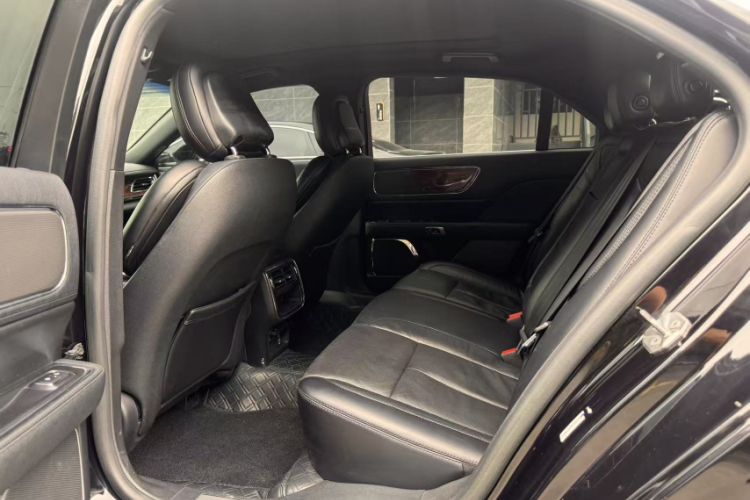 Used Lincoln Continental 2019 2.0T Two-Wheel Drive Luxury Edition China VI Standard