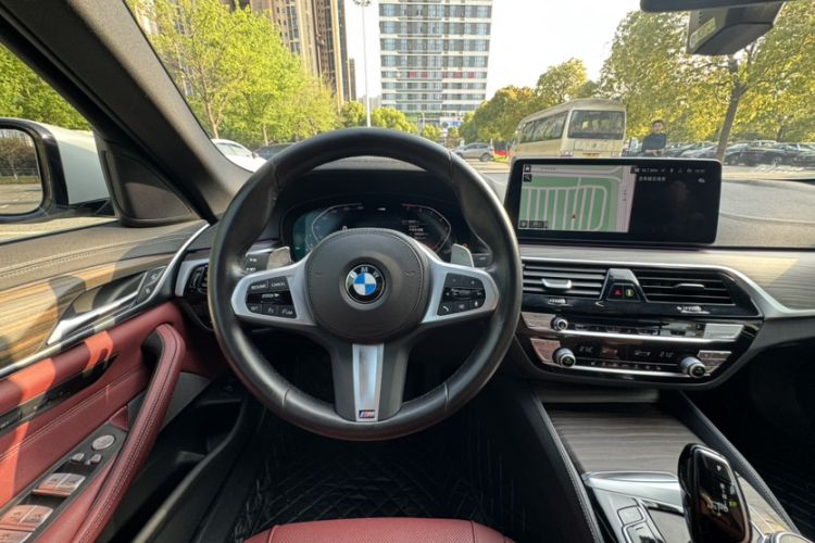 Used BMW 5 Series 2022 530Li Leading Model M Sport Package