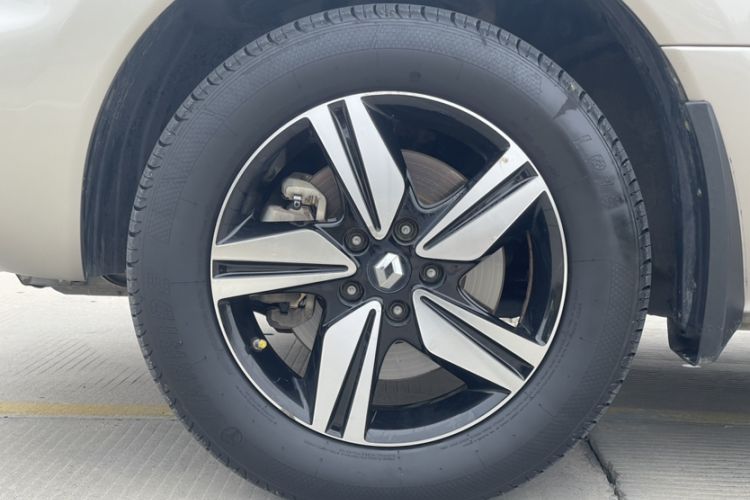 Used Renault Koleos 2016 2.0L Two-Wheel Drive Comfort Edition
