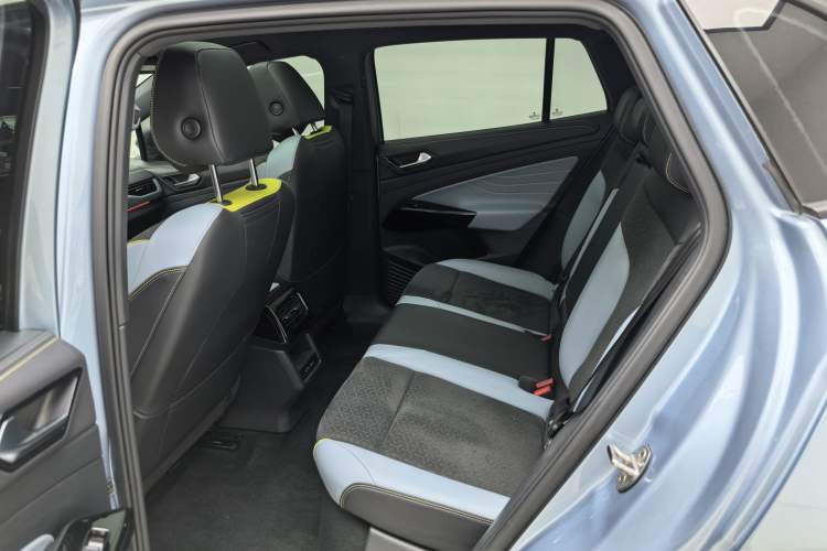 Used Volkswagen ID.4 X 2021 Pro Smart Long-Range Edition